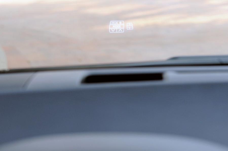  Lexus HS250h 2009 года  (фото 10 из 273)